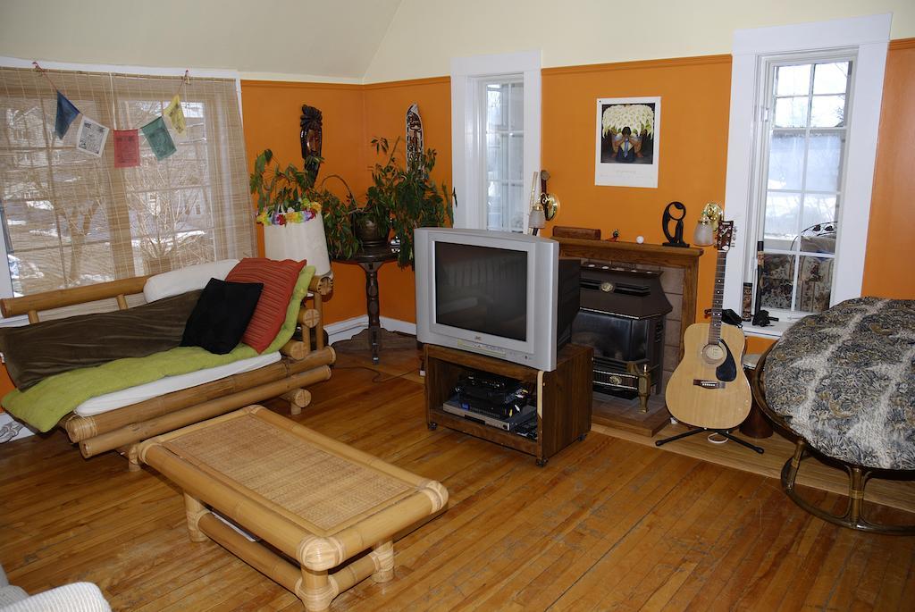 Auberge C'Mon Inn Hostel Moncton Kamer foto