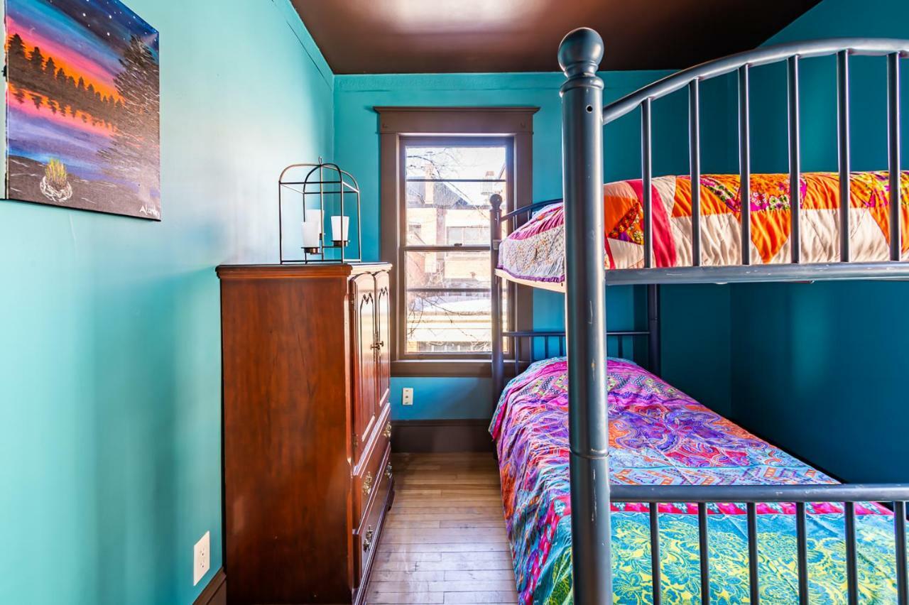 Auberge C'Mon Inn Hostel Moncton Buitenkant foto